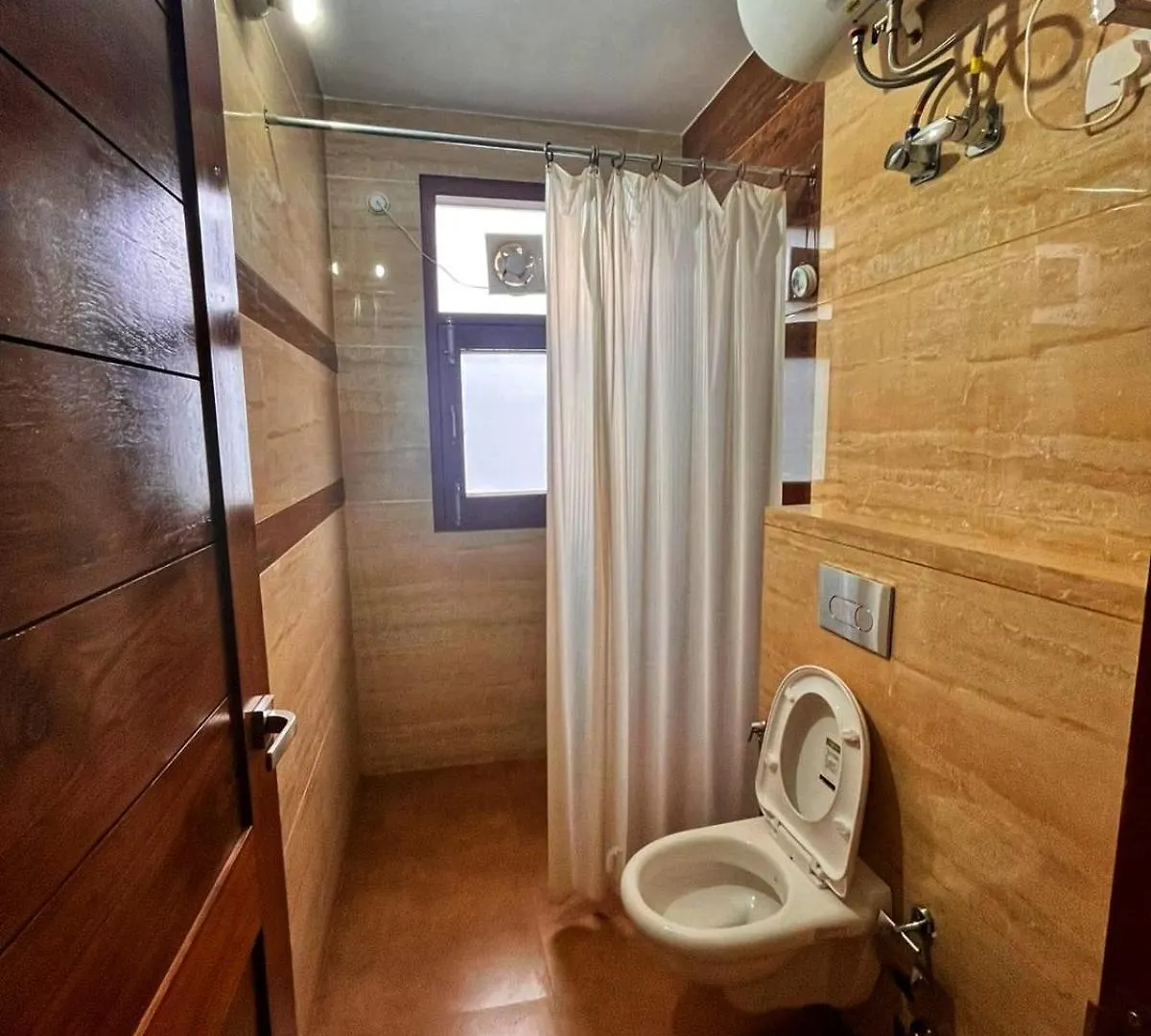 2 Bhk Apartments Near Naldehra Shimla India